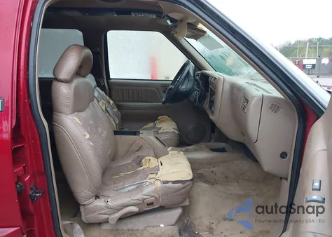 1996 GMC Jimmy from USA, damaged, VIN 1GKDT13W1T2557589